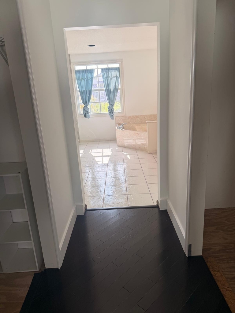 1226 Avondale Lane - Photo 8