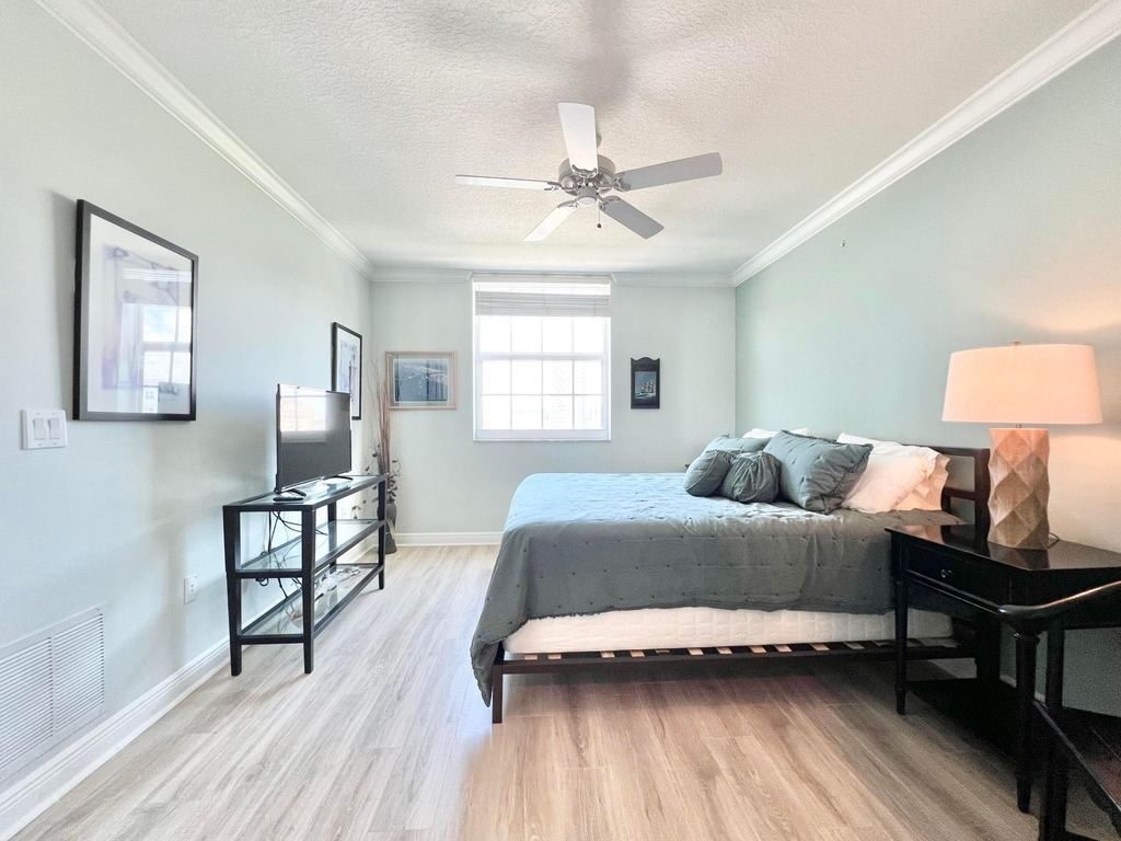 610 Clematis Street - Photo 8