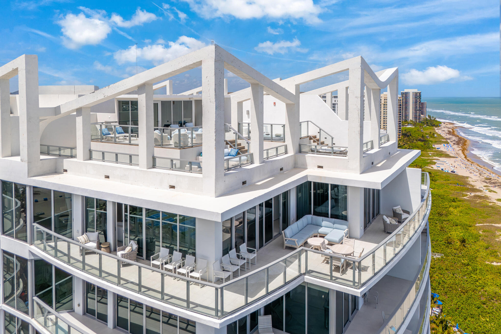 3100 N Ocean Drive - Photo 1