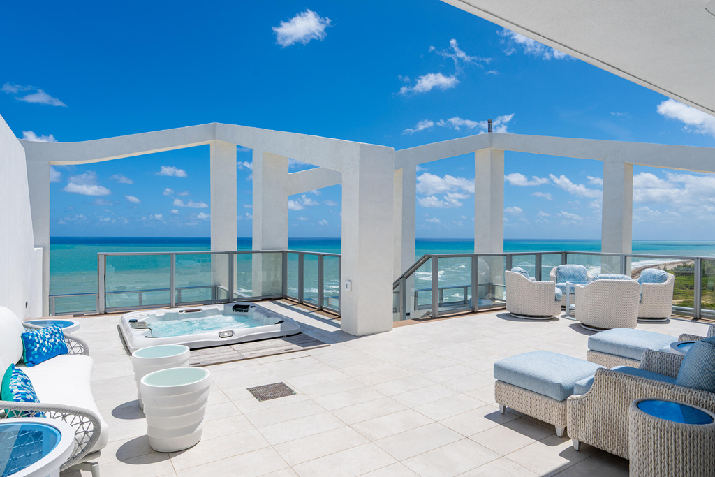 3100 N Ocean Drive - Photo 0