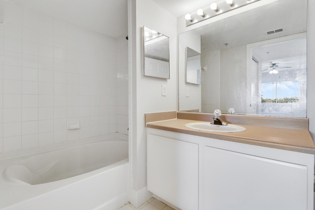 141 Sw Palm Drive - Photo 15