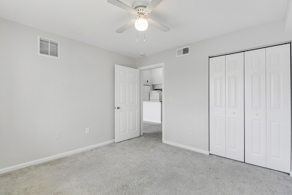 141 Sw Palm Drive - Photo 20