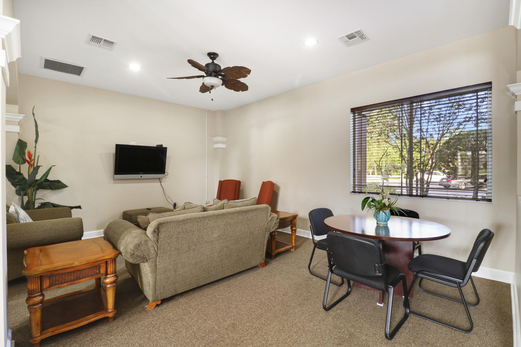 141 Sw Palm Drive - Photo 41