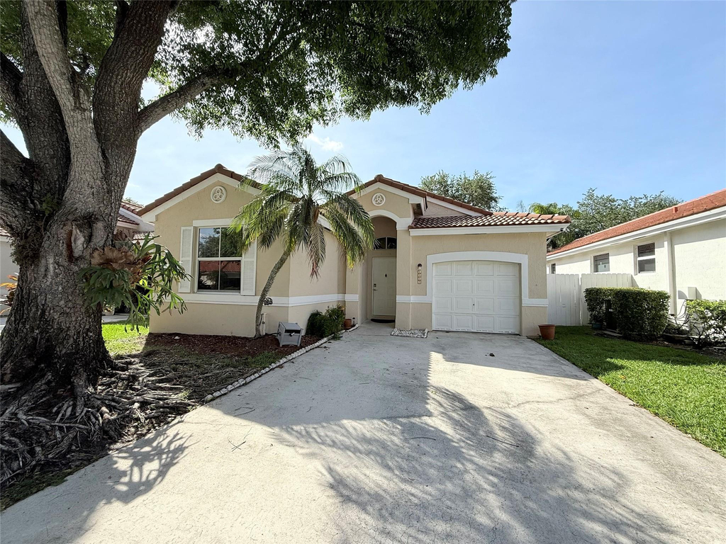 4965 Sw 153rd Avenue - Photo 0