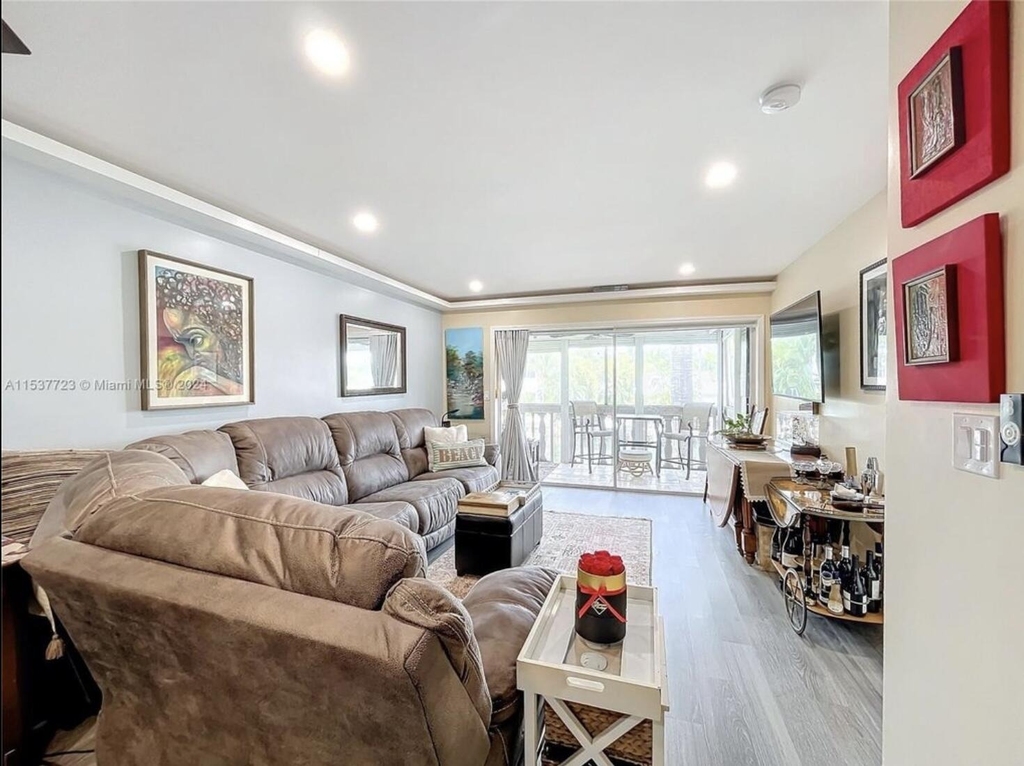 460 Paradise Isle Boulevard - Photo 17