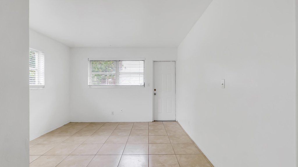 711 Se 15th Street - Photo 32