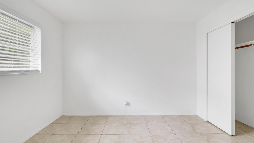 711 Se 15th Street - Photo 29
