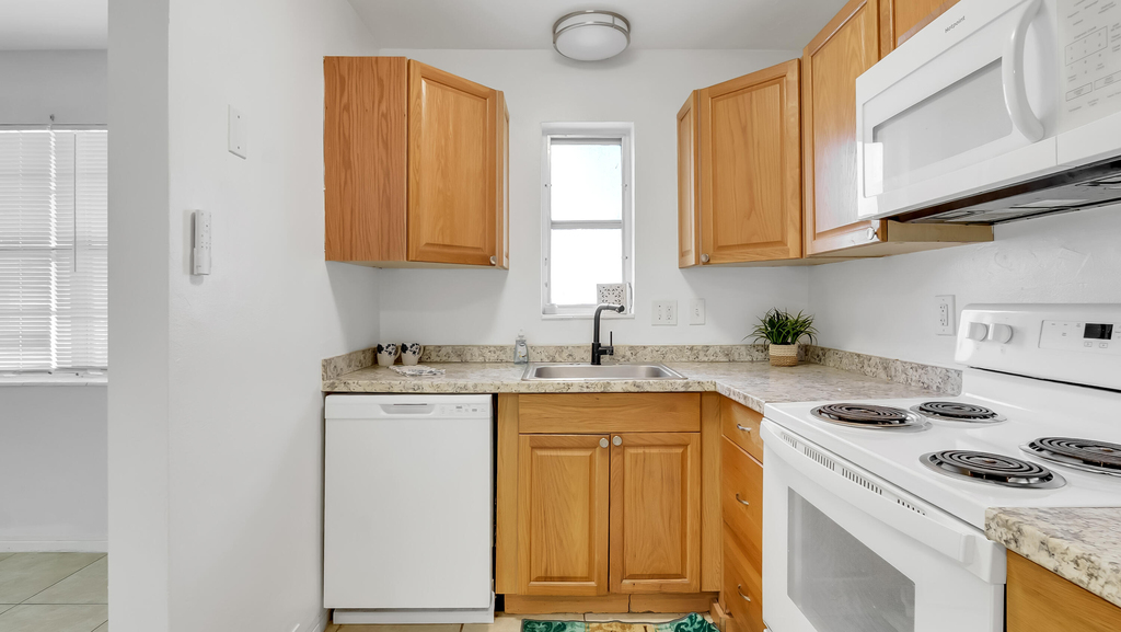 711 Se 15th Street - Photo 20