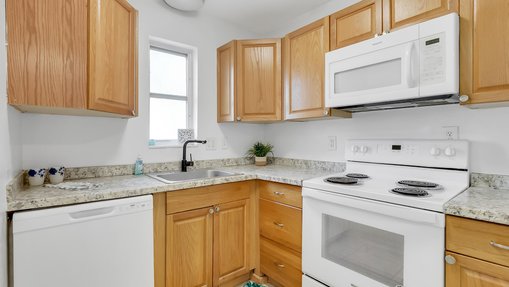 711 Se 15th Street - Photo 21