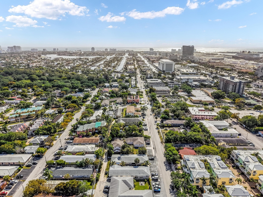 711 Se 15th Street - Photo 44