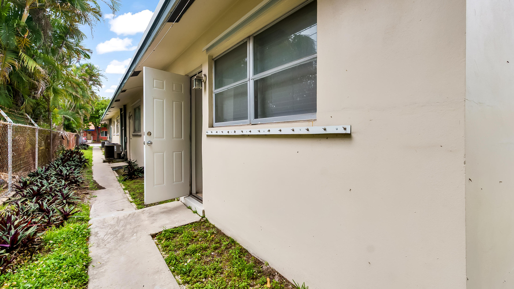 711 Se 15th Street - Photo 38