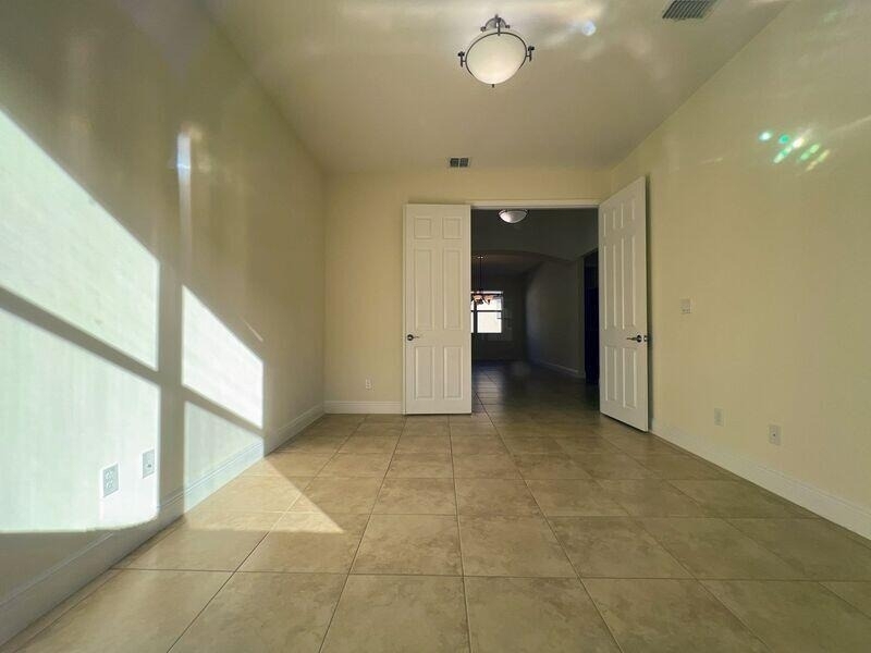 11948 Sw Crestwood Circle - Photo 7