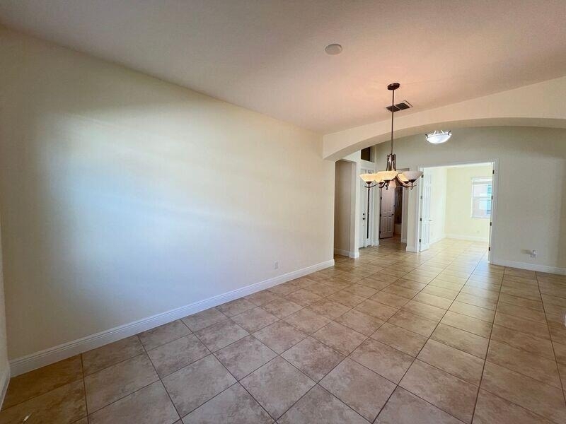 11948 Sw Crestwood Circle - Photo 12