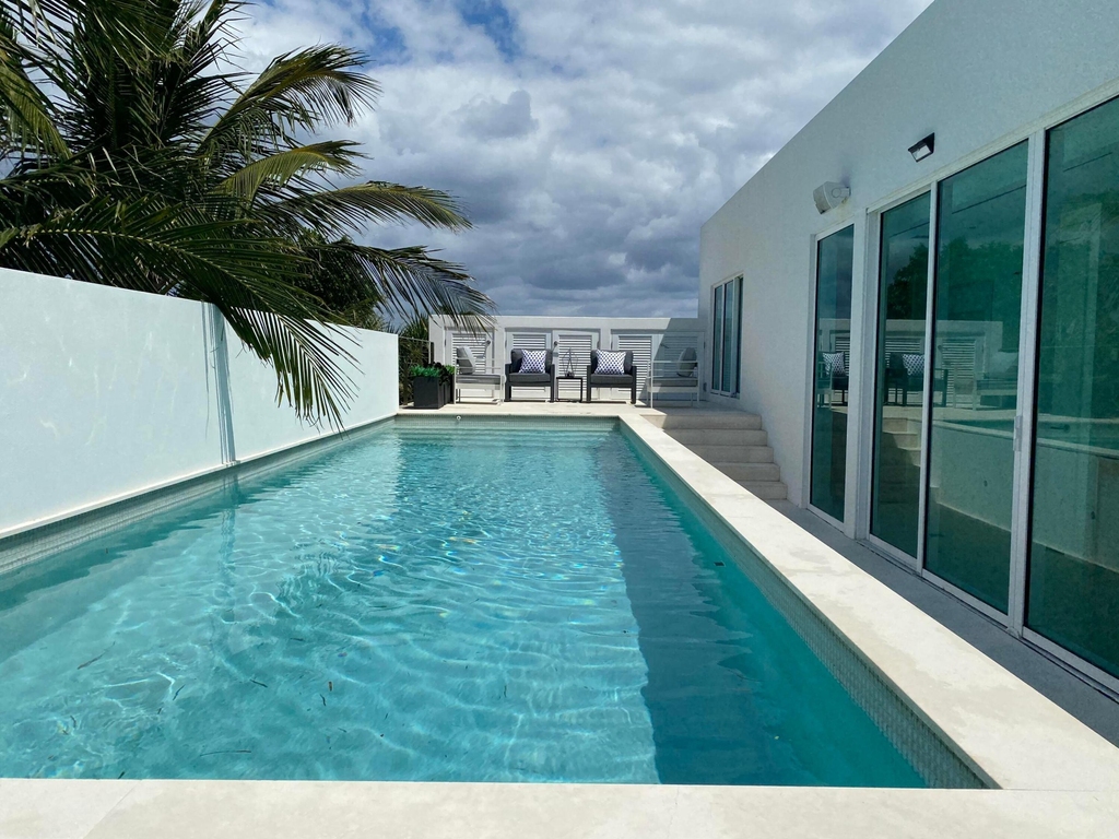243 Venetian Drive - Photo 1