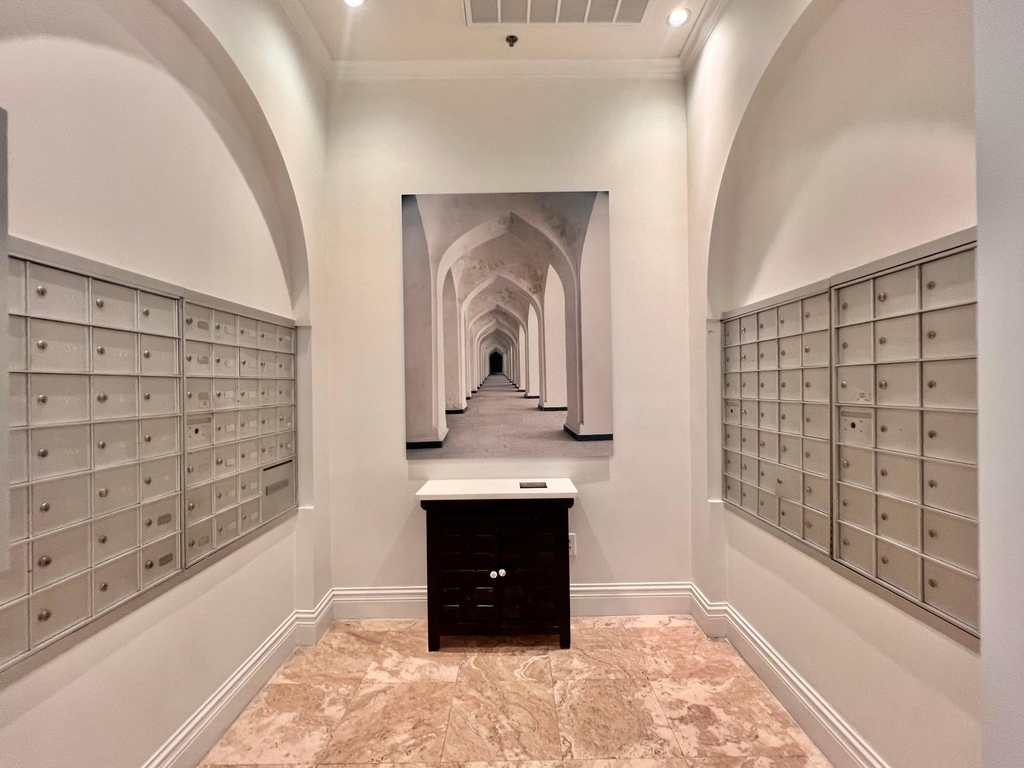 651 Okeechobee Boulevard - Photo 3
