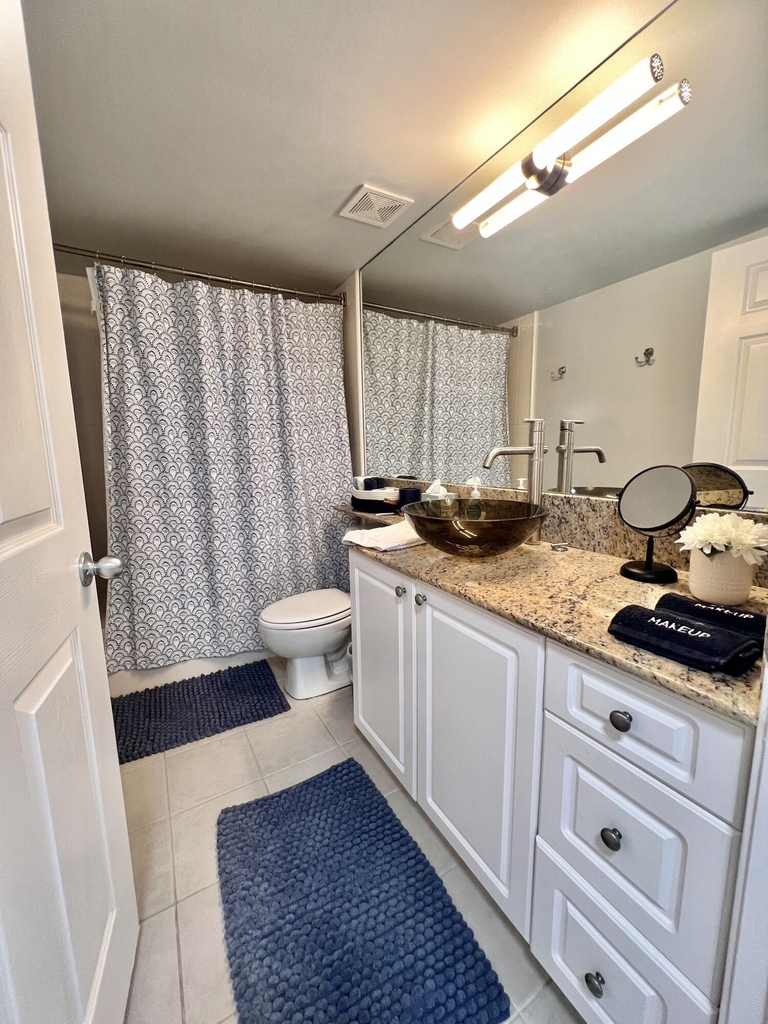 651 Okeechobee Boulevard - Photo 28