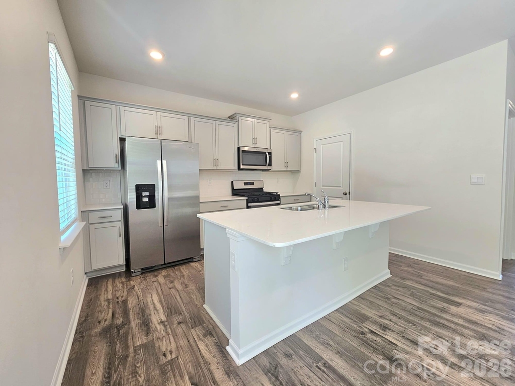 3854 Rosewood Drive - Photo 4