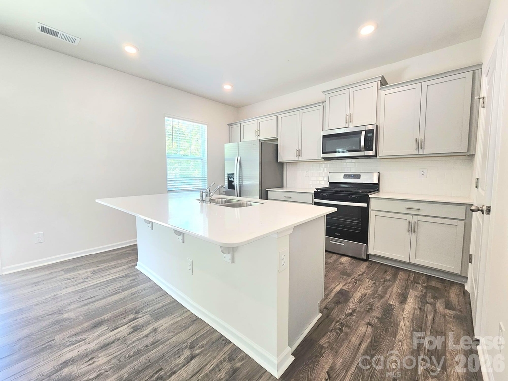3854 Rosewood Drive - Photo 3