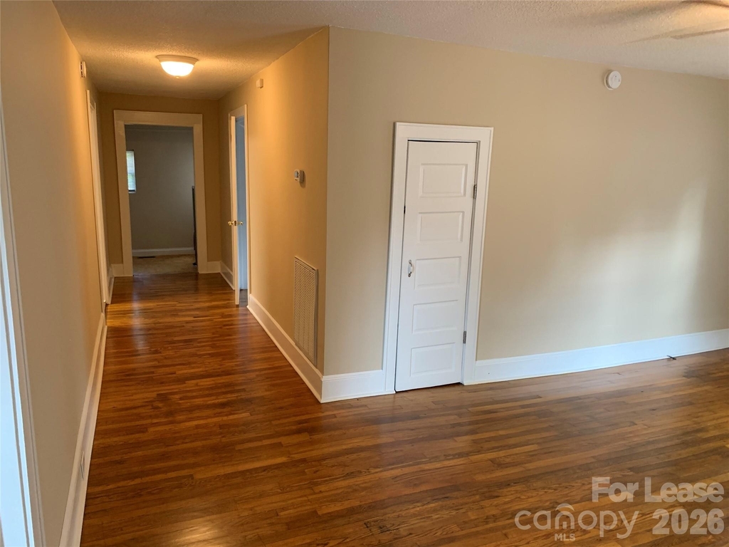208 Parker Avenue - Photo 2