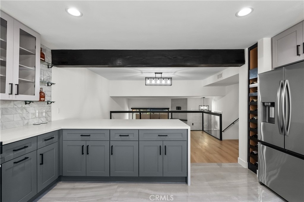 18417 Collins Street - Photo 21
