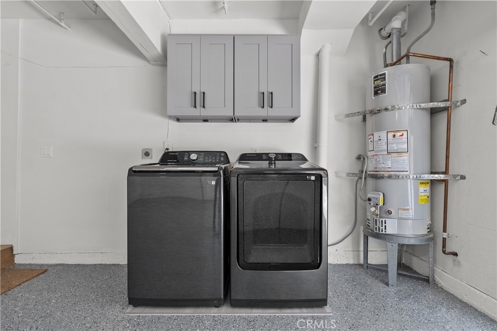18417 Collins Street - Photo 40