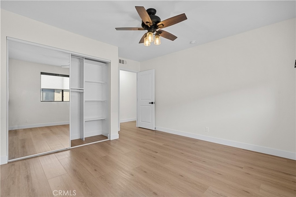 18417 Collins Street - Photo 34
