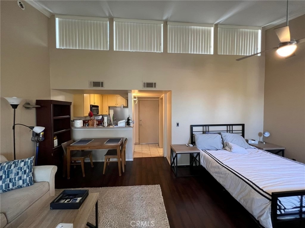 5325 Newcastle - Photo 12