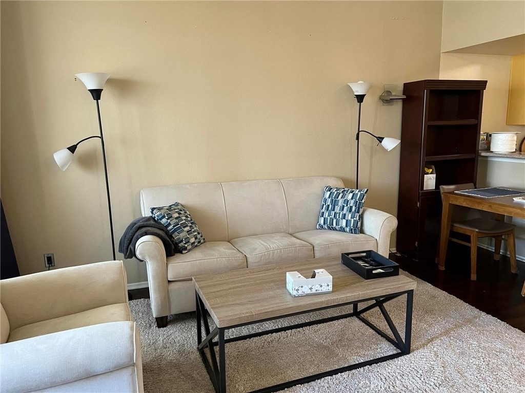 5325 Newcastle - Photo 8