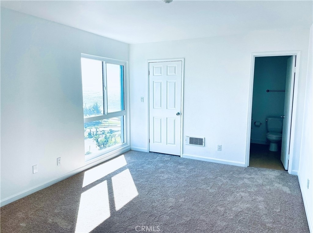 640 The Village - Photo 10