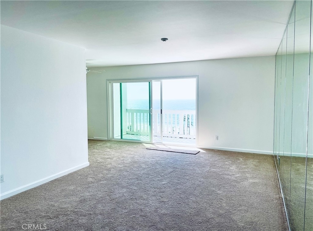 640 The Village - Photo 4