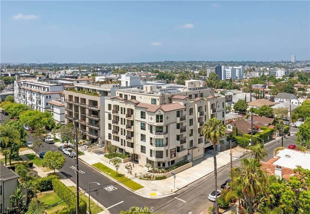 1303 S Orange Grove Avenue - Photo 14