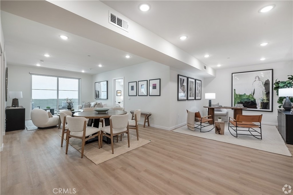 1303 S Orange Grove Avenue - Photo 2