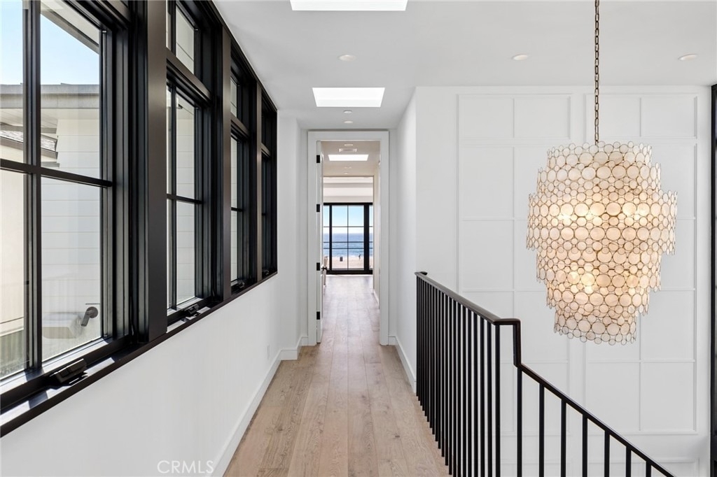 2428 The Strand - Photo 34