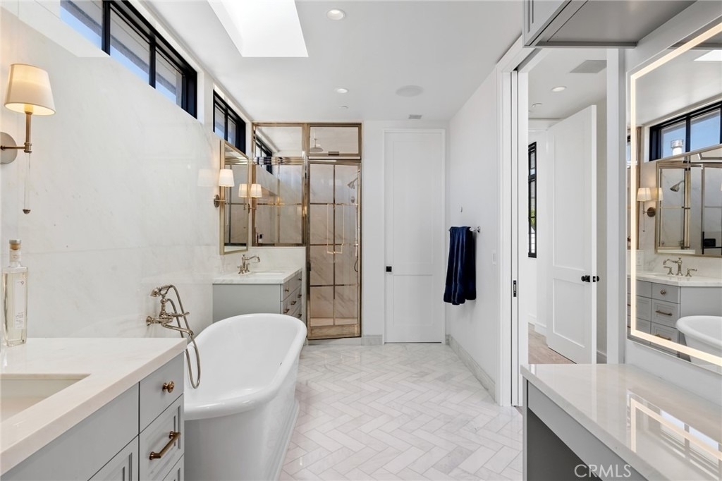 2428 The Strand - Photo 42