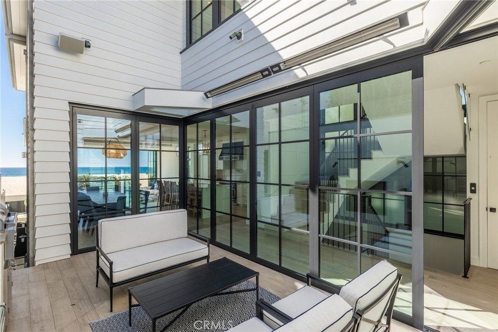 2428 The Strand - Photo 23