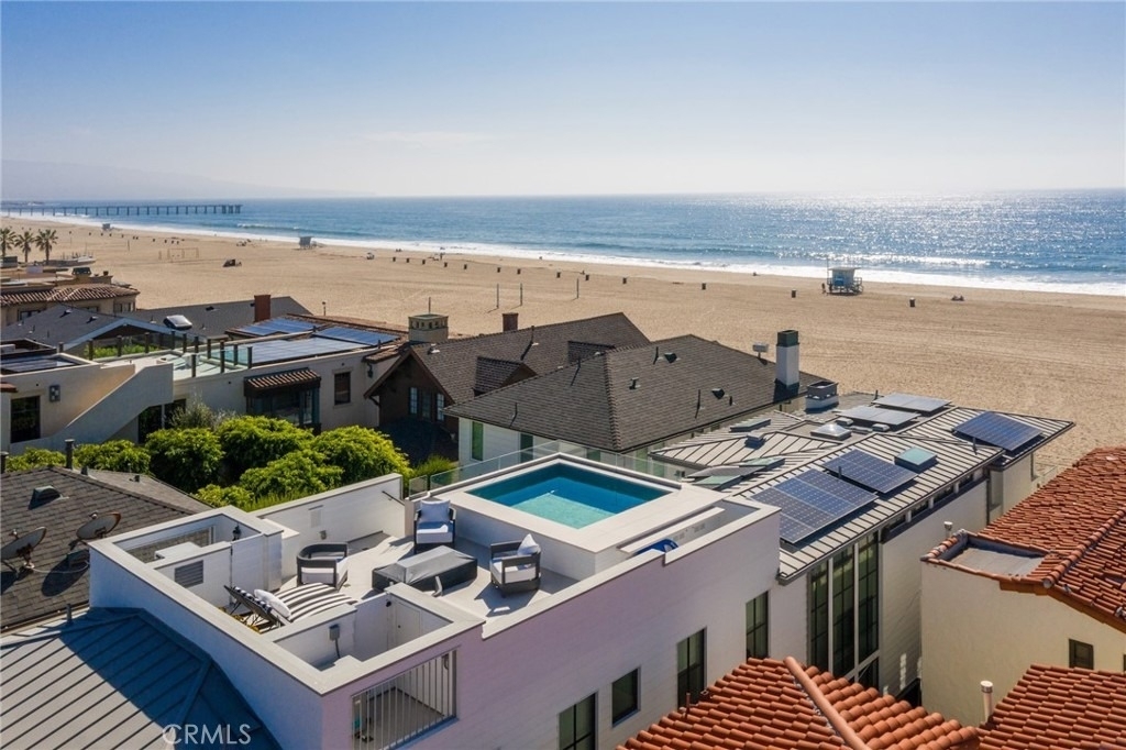 2428 The Strand - Photo 45