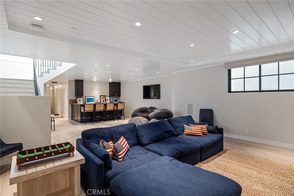 2428 The Strand - Photo 29