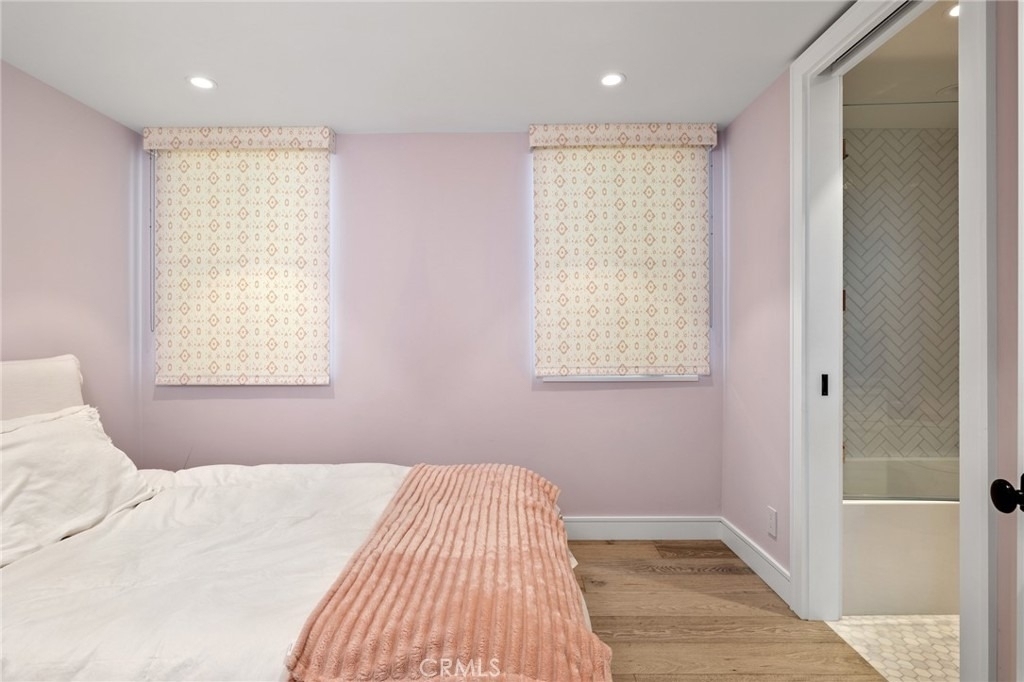 2428 The Strand - Photo 56