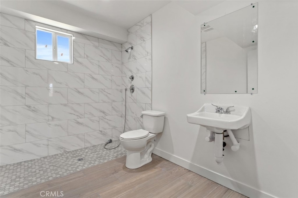 709 W 80th - Photo 21
