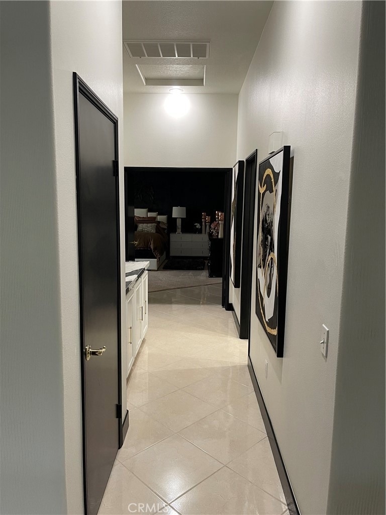 122 Kavenish E - Photo 13
