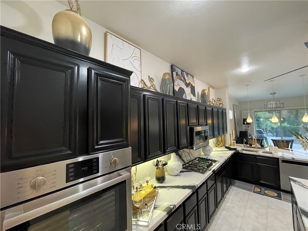 122 Kavenish E - Photo 22