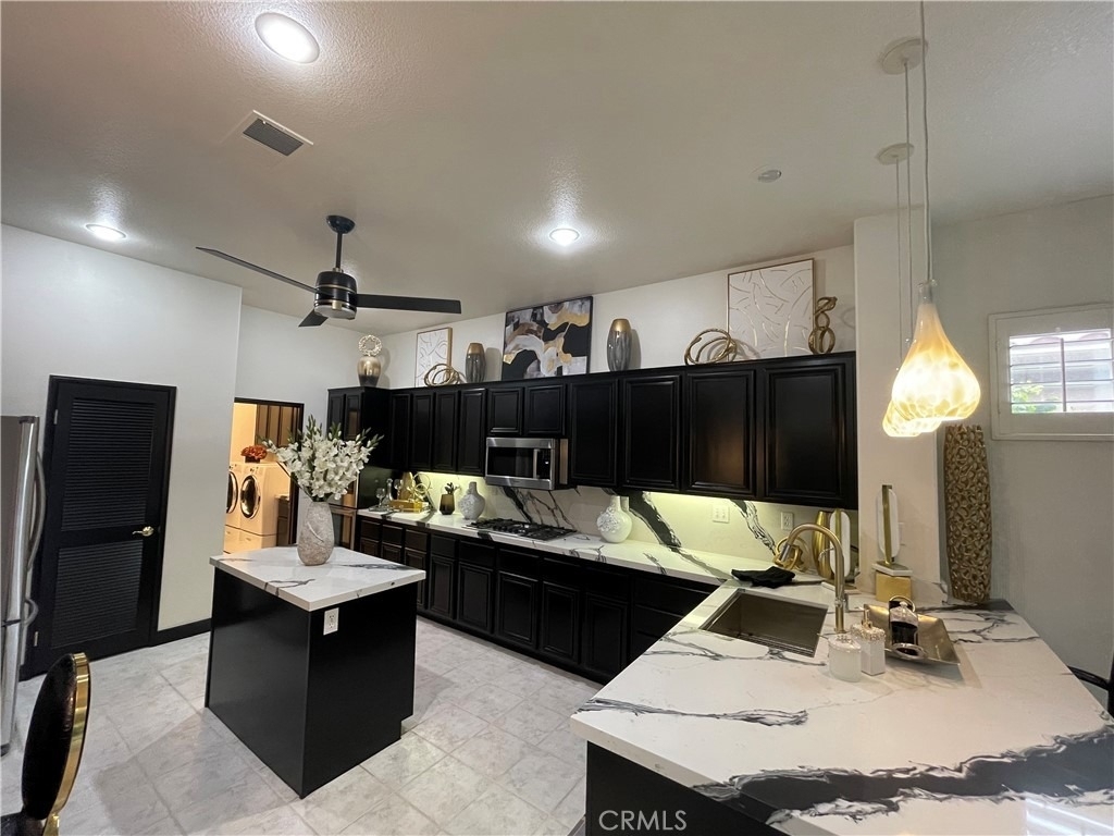 122 Kavenish E - Photo 19