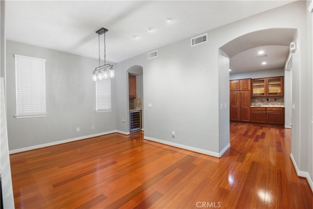 1 Bower Lane - Photo 6