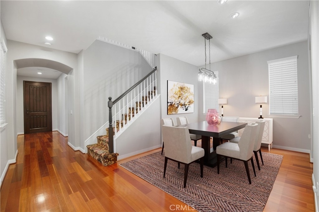 1 Bower Lane - Photo 3