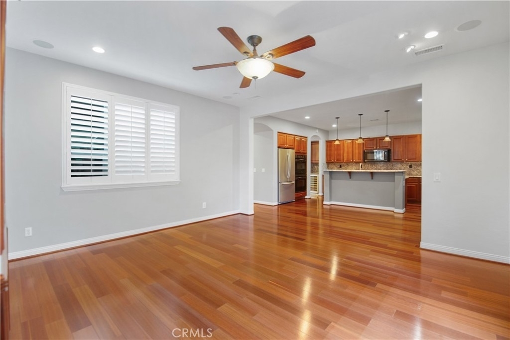 1 Bower Lane - Photo 11