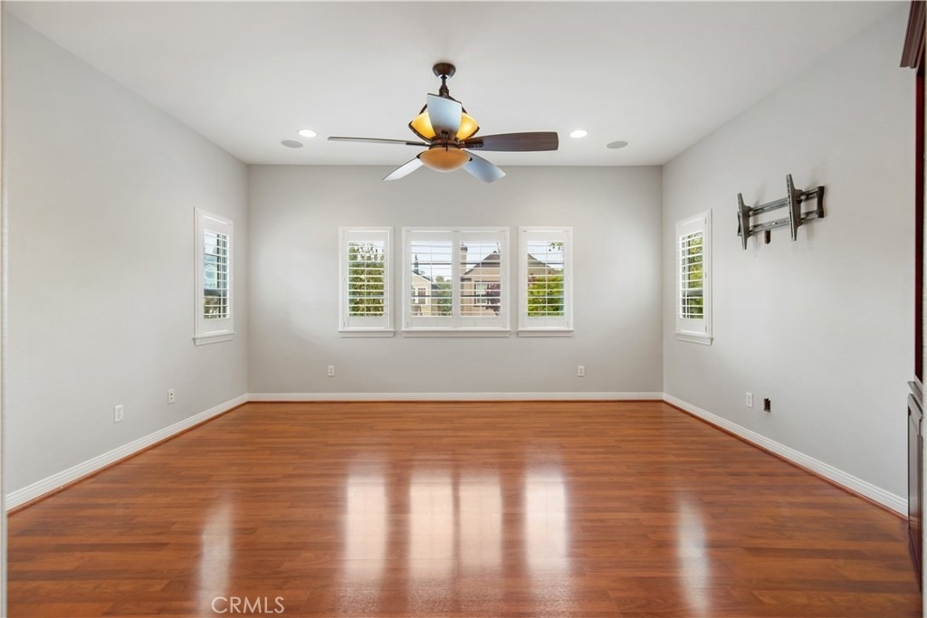 1 Bower Lane - Photo 10