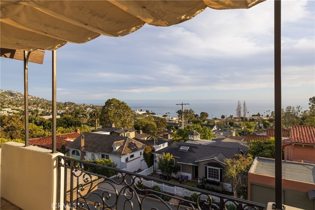 230 High Drive - Photo 2