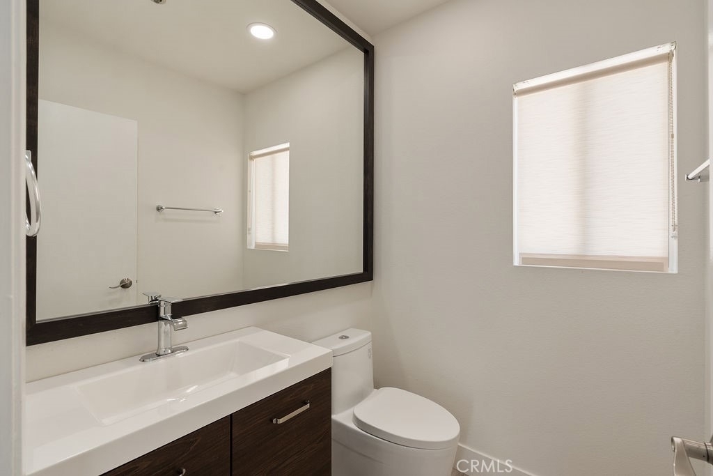 260 Victoria Street - Photo 15