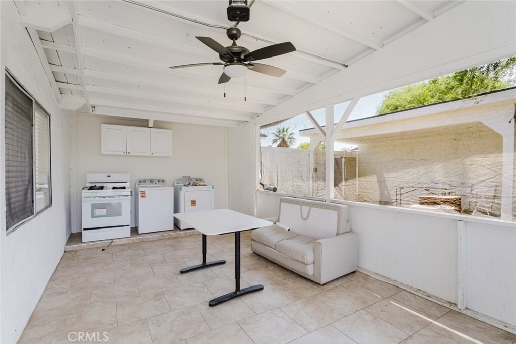 16404 Donmetz Street - Photo 24