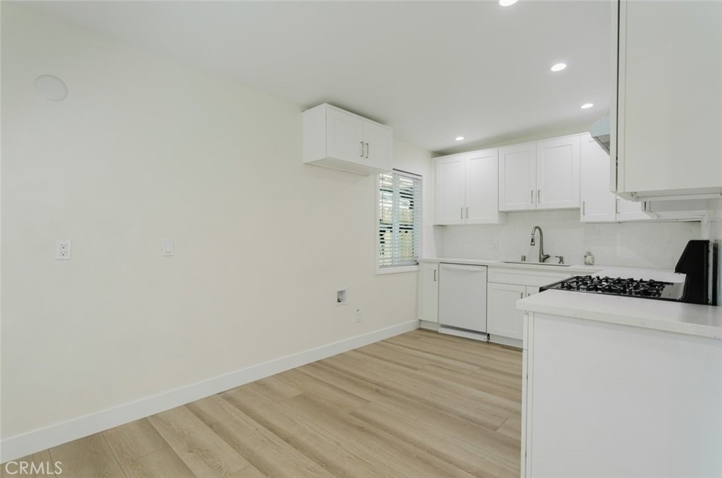 16404 Donmetz Street - Photo 6